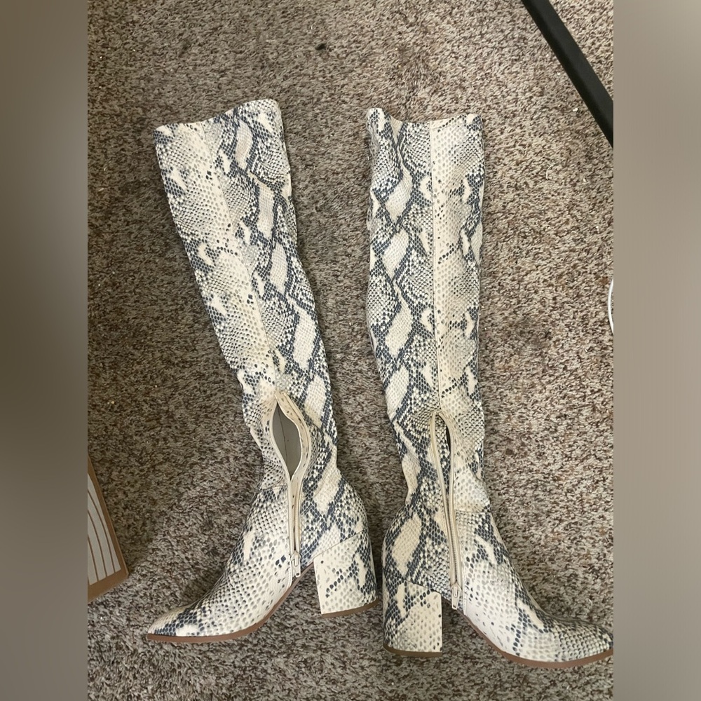 Steve Madden snake skin pattern over the knee boots size 7 wore once